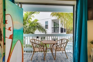 Property grounds - Siesta Key Dream Inn Rental - Close to Village! (Siesta Key)