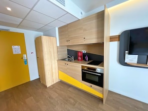 Habitación (Long stay. 2 people) | Insonorización, wifi gratis y ropa de cama