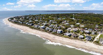 3 bedroom condo ~ Ocean State of Mind