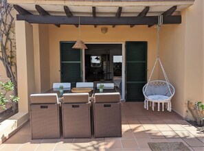 Outdoor dining - Ca Nura 48, Menorcan Village - Son Xoriguer, with pool 2 min from the beach (xon xoriguer Ciudadela)