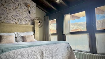 Casa | 5 dormitoris, cortines opaques, wifi gratuïta i roba de llit