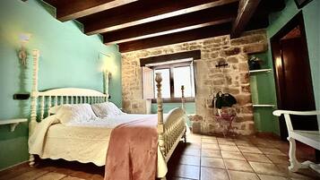 Casa | 5 dormitoris, cortines opaques, wifi gratuïta i roba de llit