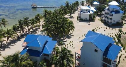 Tropical Couple's Casita @ Sapphire Beach Resort