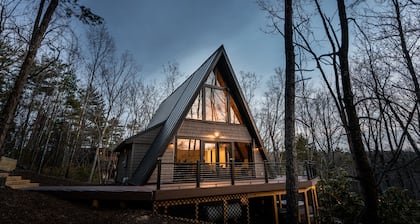 1 mile to Bryce Resort l 4 BR l Hot Tub l Fire Pit l Game Room