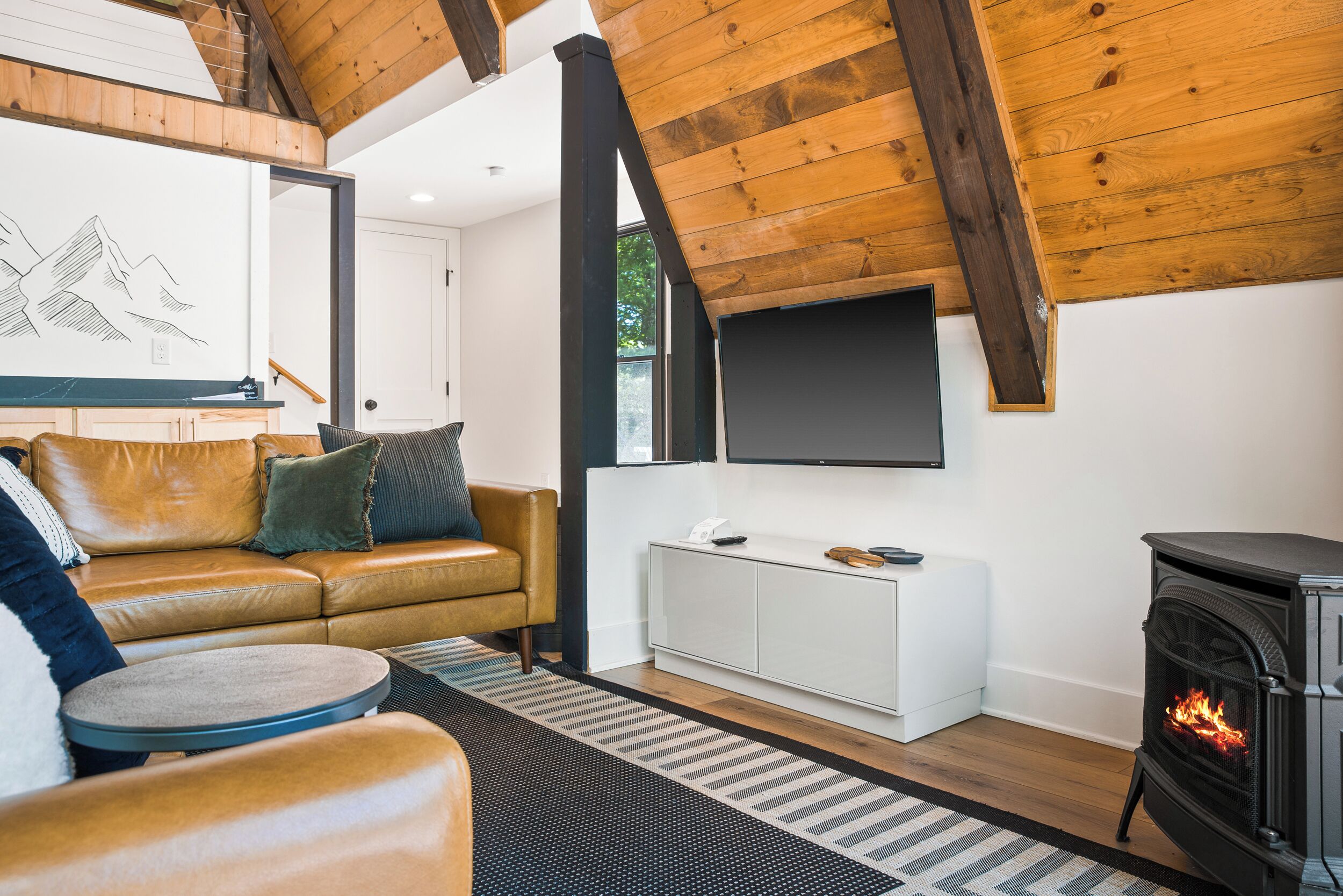 Smart TV, fireplace, video games, foosball