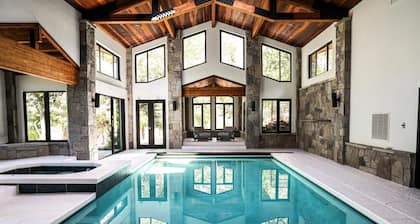 Wonderland Estate 6 Bedrooms PAS-2680 by KBM