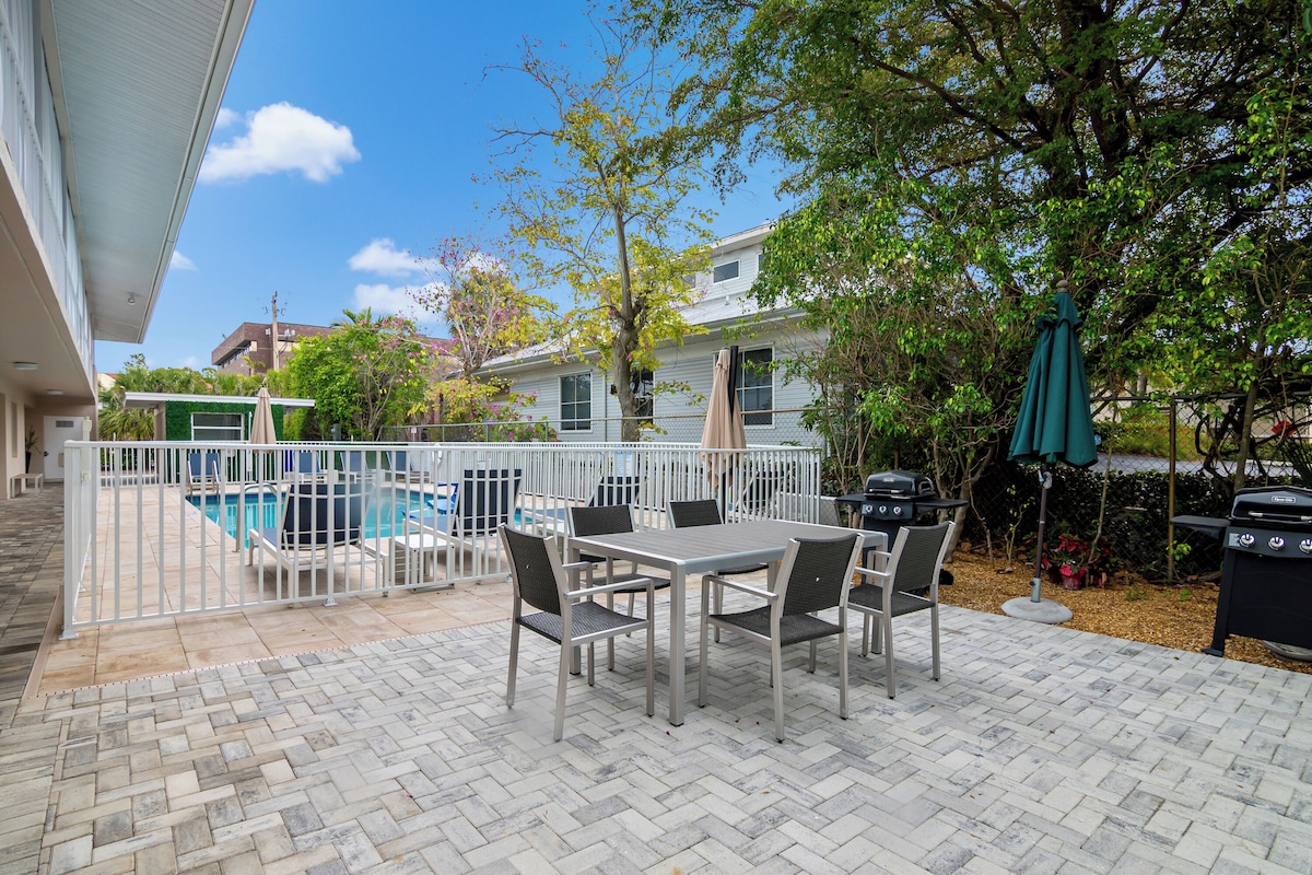 Photo 18 of OLDE NAPLES Tropical Oasis