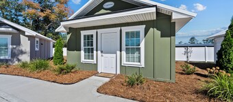 “Cypress” Cottage Reidsville Georgia