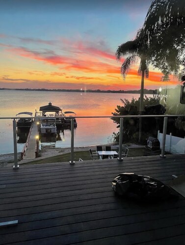 LakeDorable- Upper Level