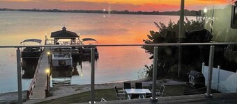 LakeDorable- Upper Level