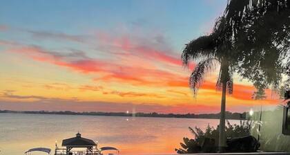 LakeDorable- Upper Level