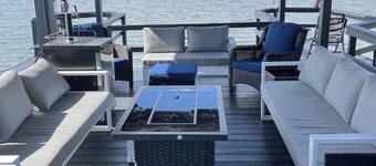 LakeDorable- Upper Level