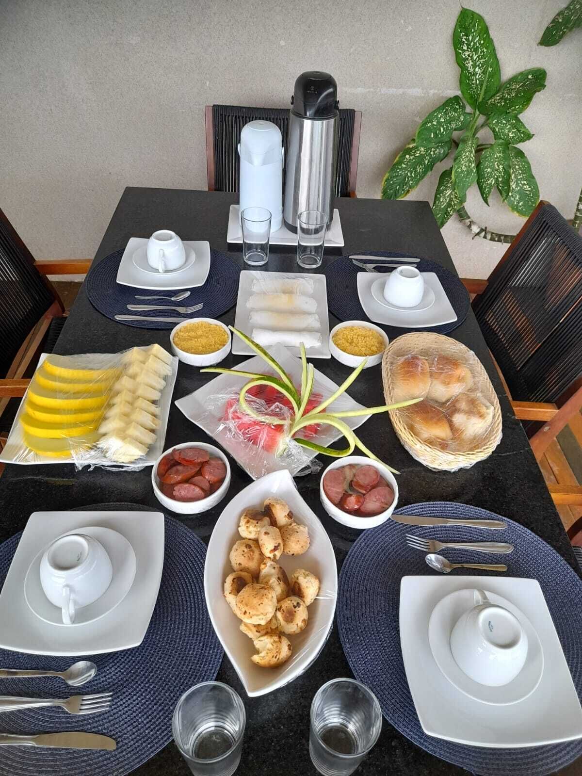 Kopi dan/atau pembancuh kopi