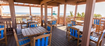 St James Condo near Pub, Pool, and Marina.






























