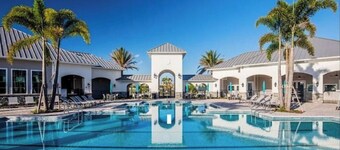 Modern Home Orlando Near Airport