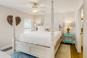 2 bedrooms, iron/ironing board, Internet, bed sheets