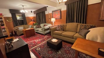 含每日現點現煮早餐