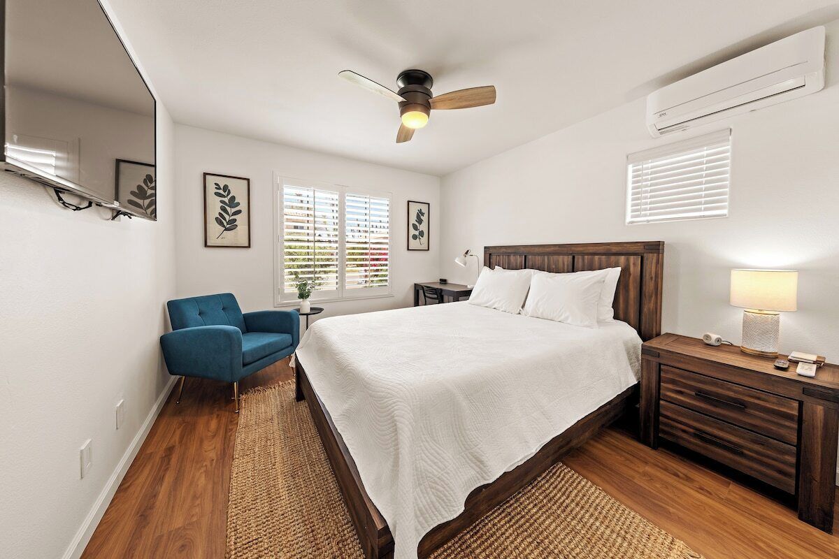 5 bedrooms, iron/ironing board