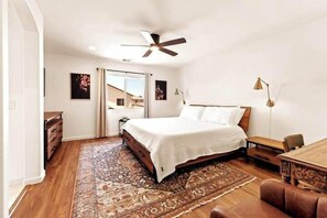 5 habitaciones y tabla de planchar con plancha 