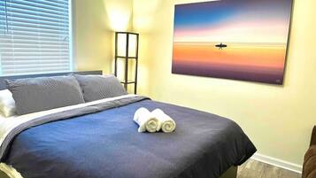 2 makuuhuonetta, työpöytä, silitysrauta/-lauta, Wi-Fi