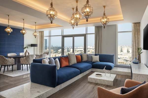 Presidential Suite, 1 Twin Bed | City view