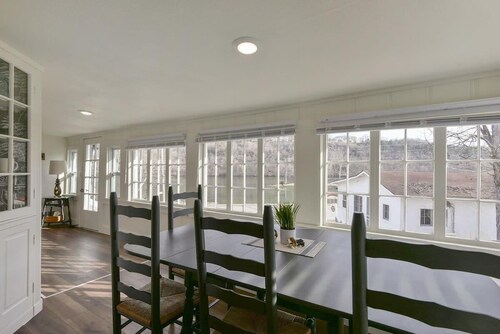 Laketown Cottages "Blue Anchor"