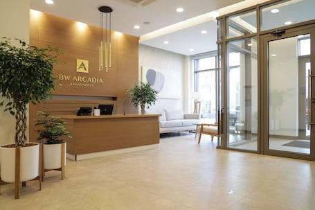 Reception. Apartments Royal - Arcadia Building