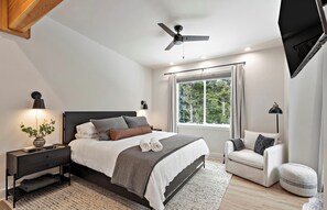 3 Schlafzimmer, Schreibtisch, Reisekinderbett, WLAN