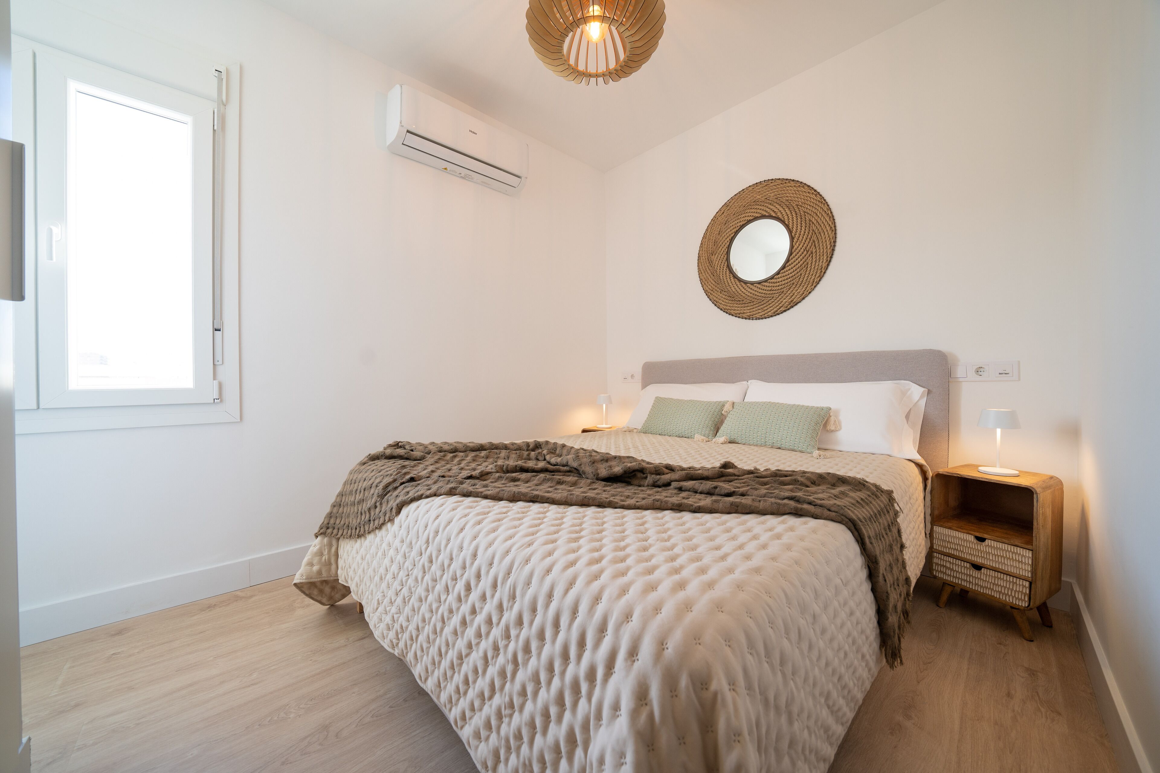 2 bedrooms, desk, iron/ironing board, free WiFi