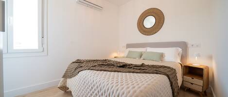 2 sovrum, skrivbord, strykjärn/strykbräda och gratis wi-fi