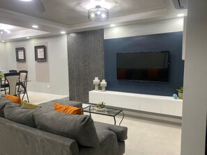 Living room - Carter's Nest Villa (Kingston)