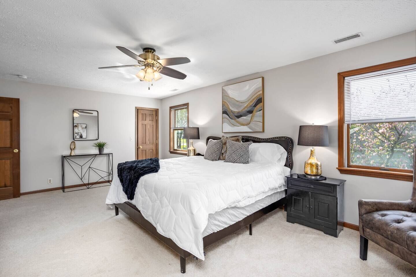 5 Schlafzimmer, Bügeleisen/Bügelbrett, WLAN, Bettwäsche