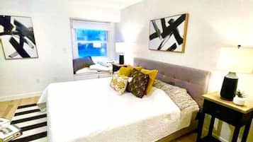 2 bedrooms, iron/ironing board, WiFi, bed sheets