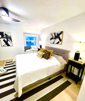 2 chambres, fer et planche à repasser, Wi-Fi, draps fournis