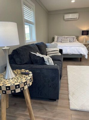 1 bedroom, free WiFi, bed sheets - Lake Bungalo (Fort Scott)