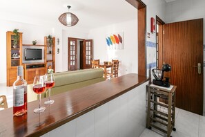 Interior - Relax in Foz - Shared Pool (Caldas da Rainha)