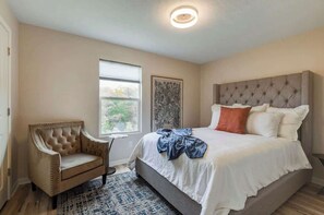 3 bedrooms, iron/ironing board, WiFi, bed sheets