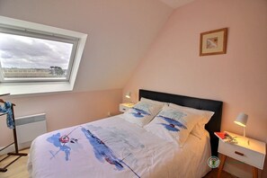 1 chambre, fer et planche à repasser, accès au Wi-Fi (inclus)
