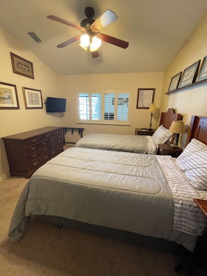 2 bedrooms, iron/ironing board, free WiFi, bed sheets