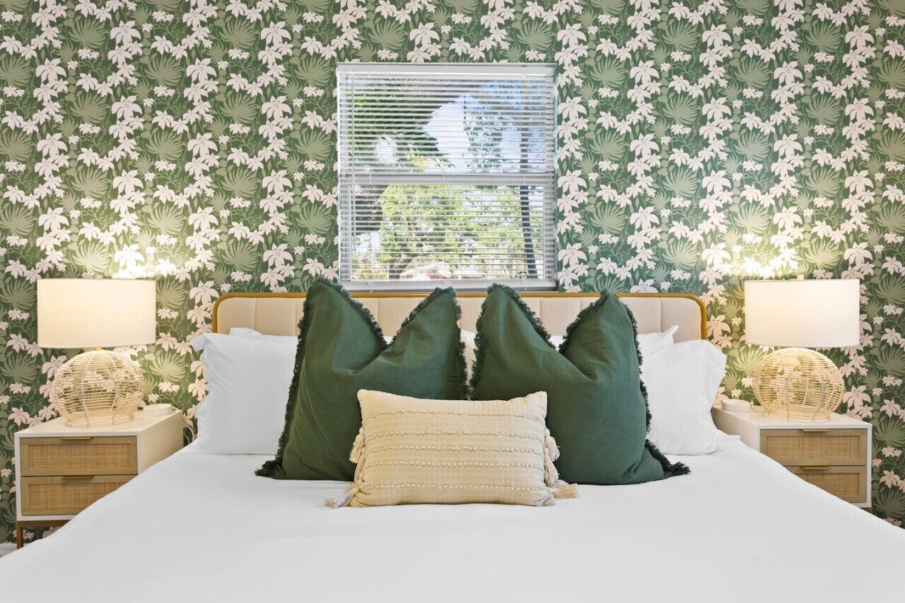 3 bedrooms, iron/ironing board, travel cot, WiFi