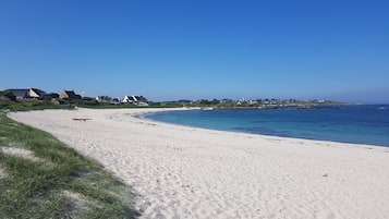 Beach nearby, sun loungers