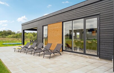 Awesome home in Løgstrup with kitchen