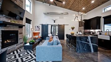 TV connectée, cheminée