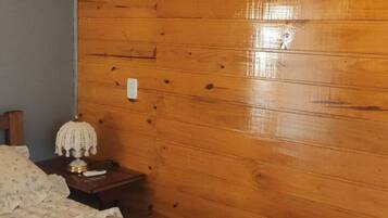 1 makuuhuone, ilmainen Wi-Fi, vuodevaatteet