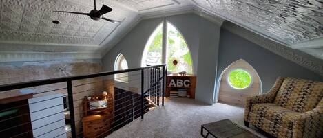 Télévision, cheminée