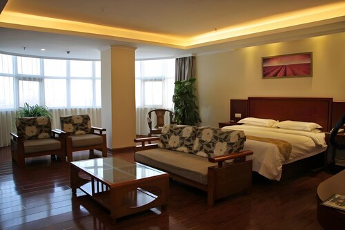 Greentree Inn Xuzhou Benteng Avenue Express Hotel