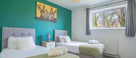 4 chambres, Wi-Fi, draps fournis