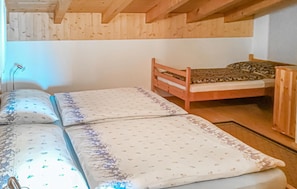 1 bedroom, free WiFi, bed sheets