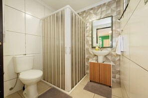 City Studio, Ground Floor | Bilik Mandi