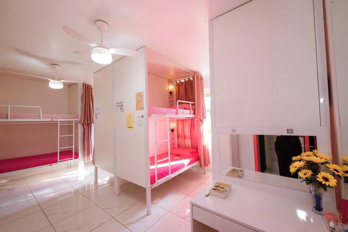 Economy Shared Dormitory, Women only | Soundproofing, WiFi (free), bed sheets